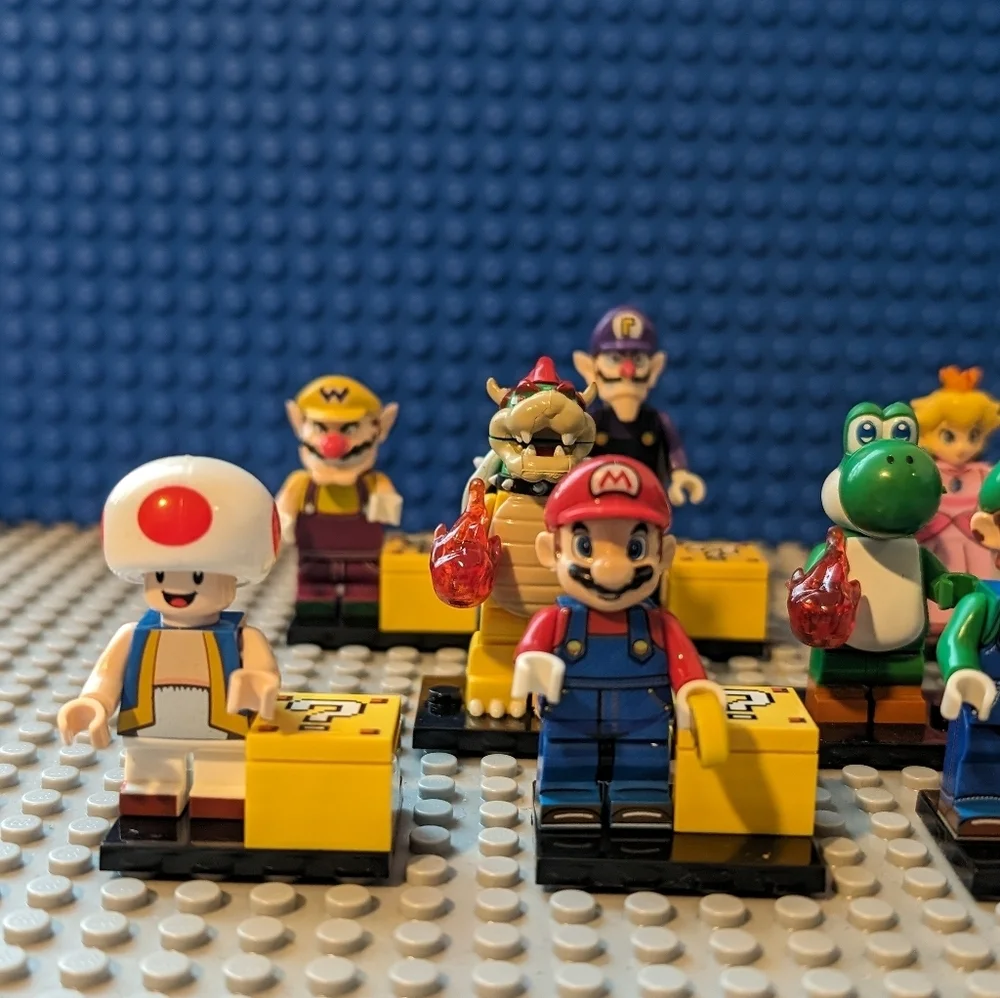 8 Minifigures - Super Mario Brothers Brick Minifigure Toy Building Action Figure